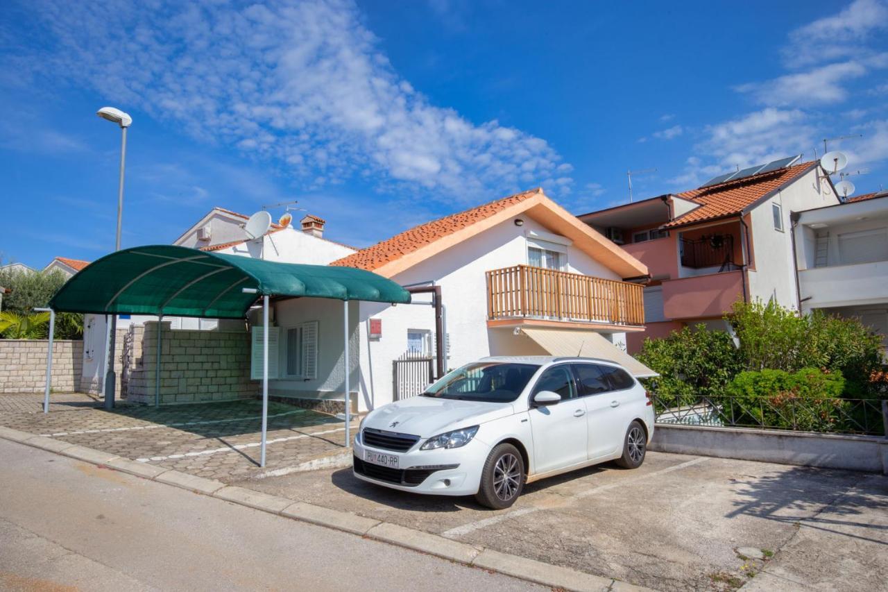 Appartement Gloria à Poreč Extérieur photo
