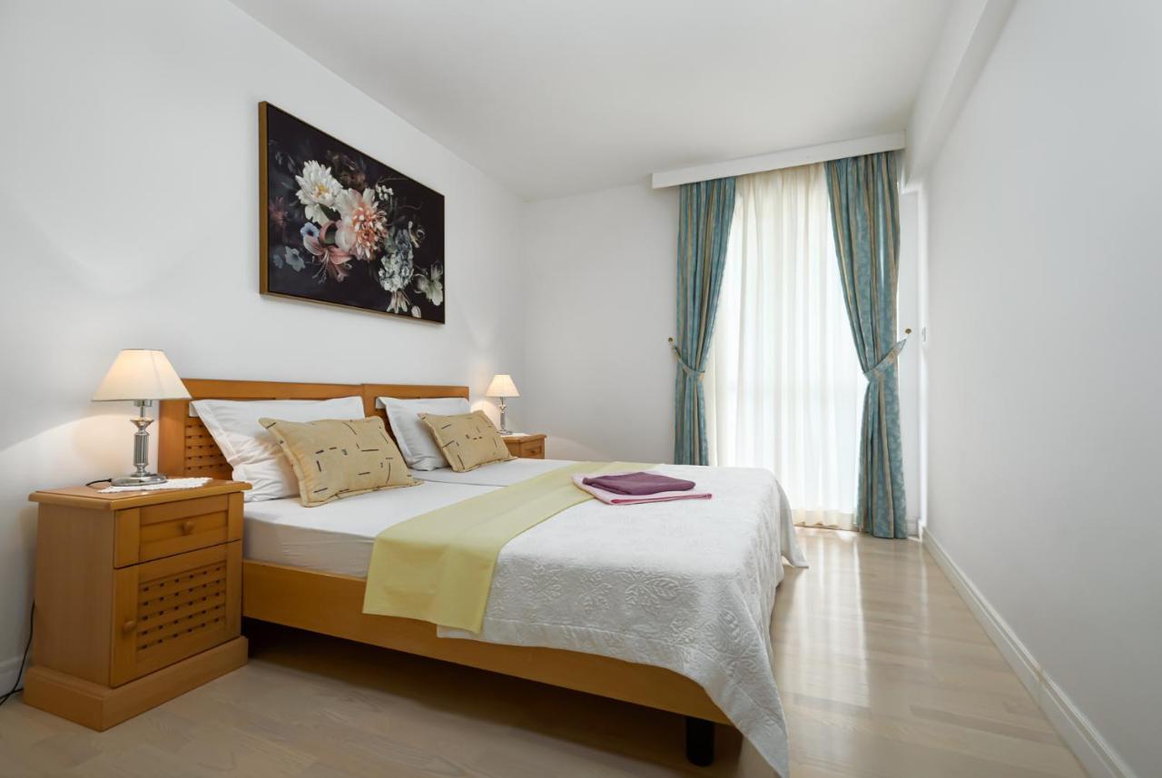Appartement Gloria à Poreč Extérieur photo