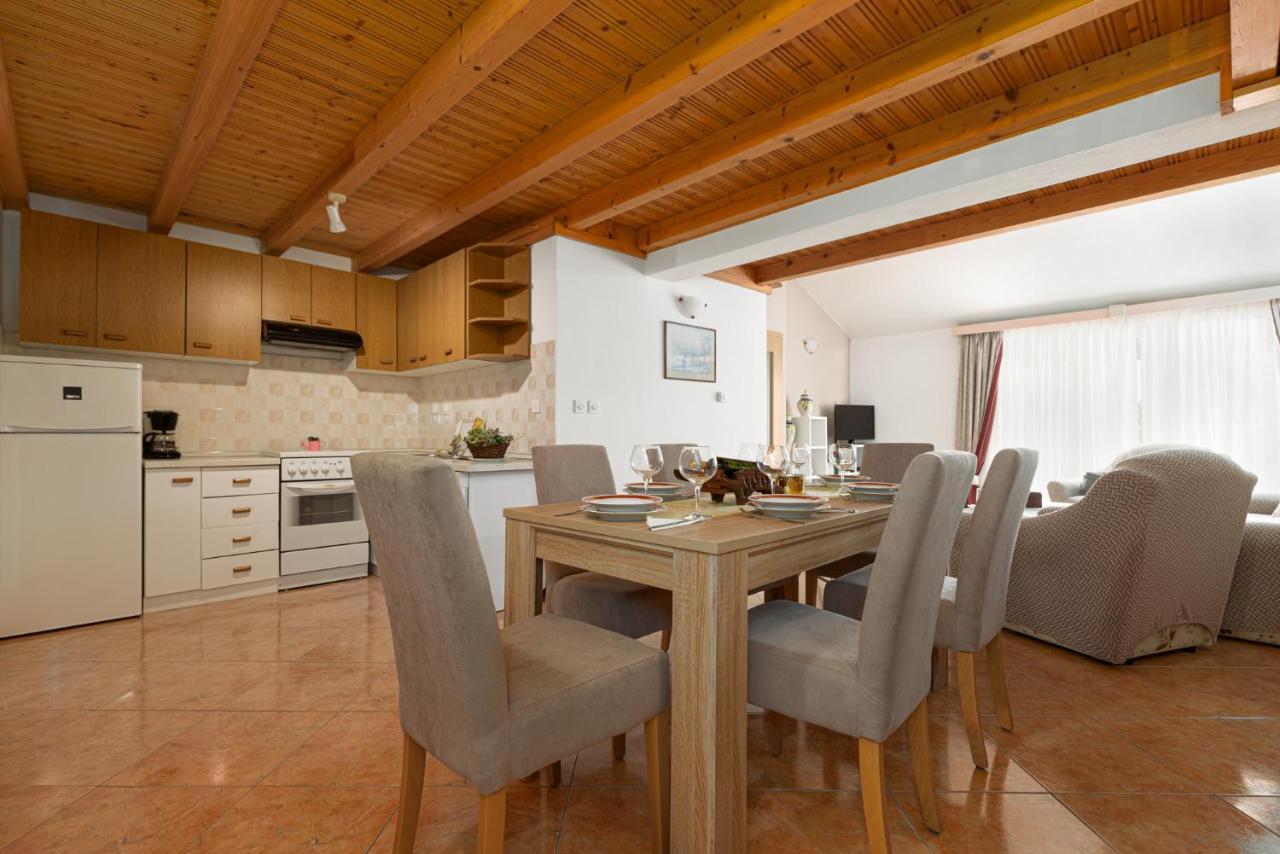 Appartement Gloria à Poreč Extérieur photo